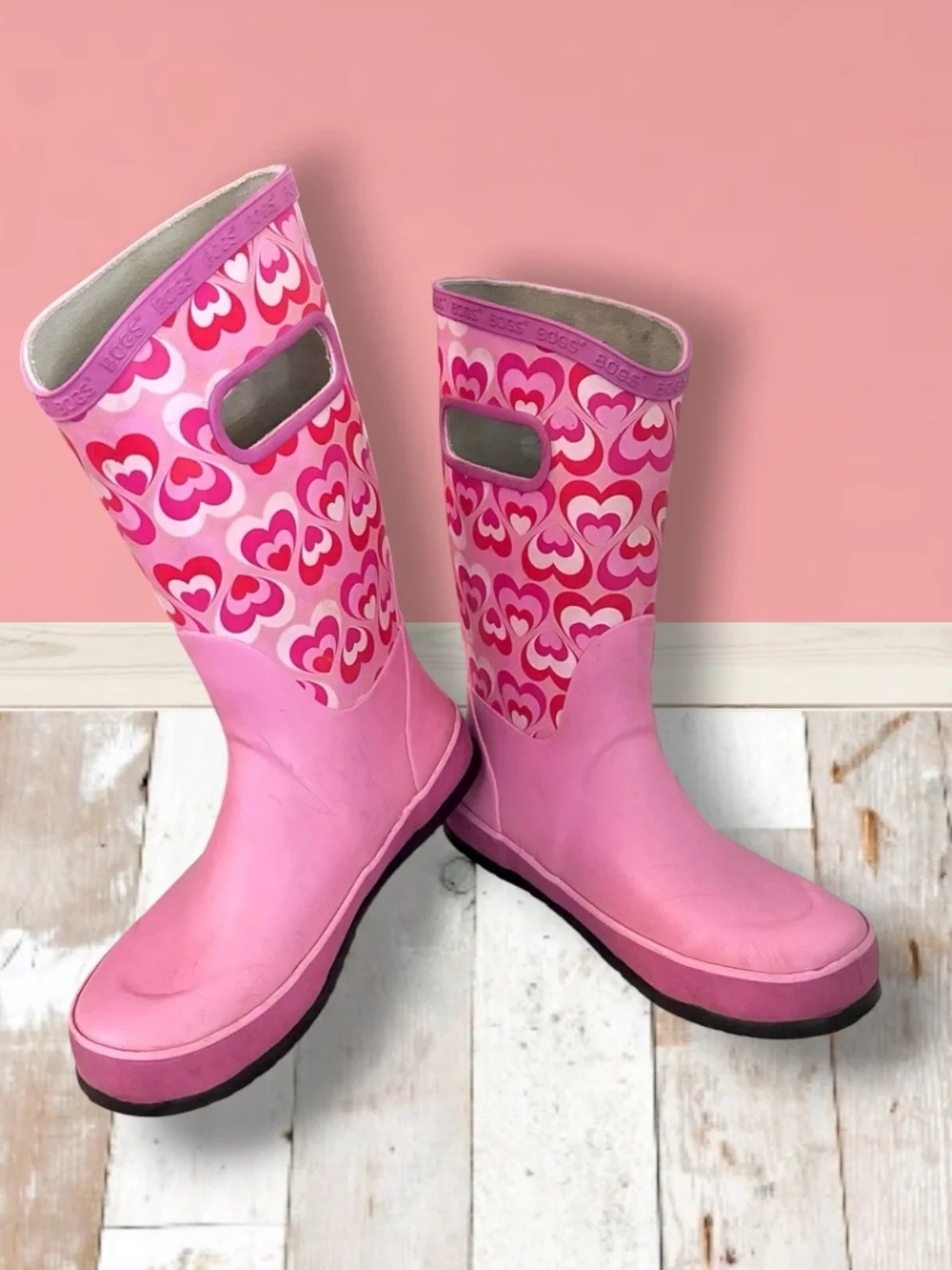 Bogs Girls Rain Boots Waterproof Pink Heart Size 3 VGUC ☔️